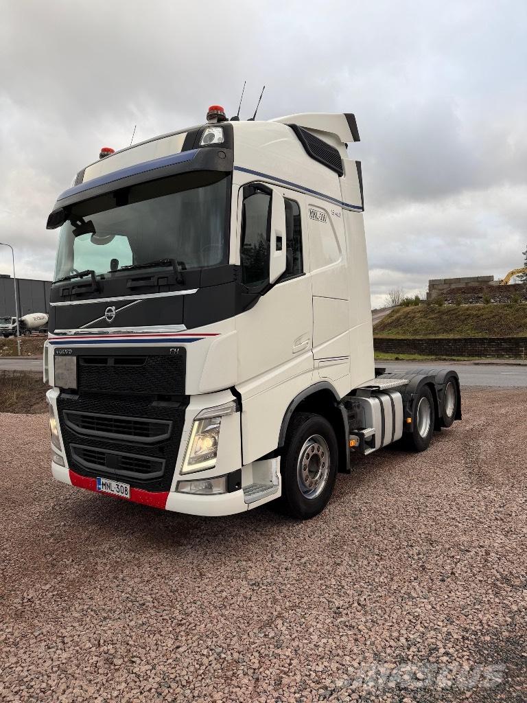 Volvo FH13 6x2 Sadulveokid