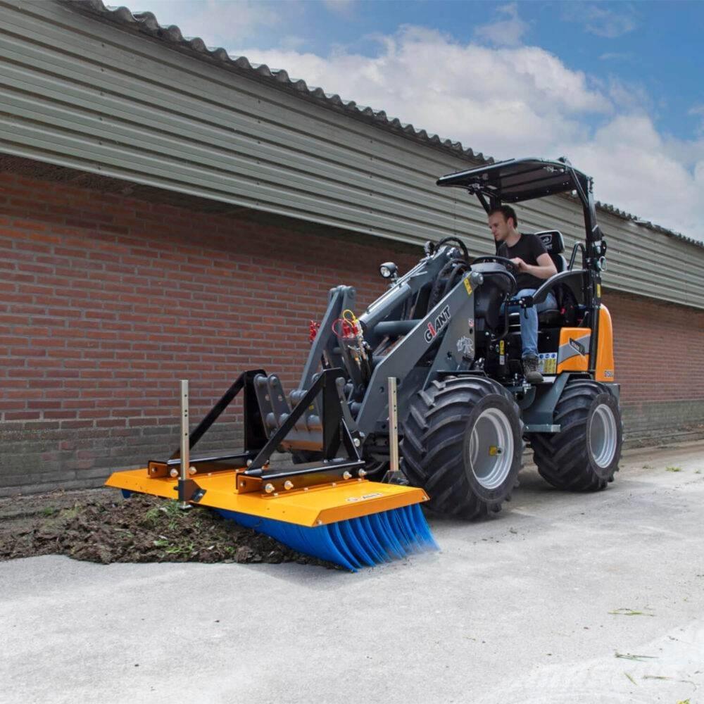 GiANT G 1500 Rataslaadurid
