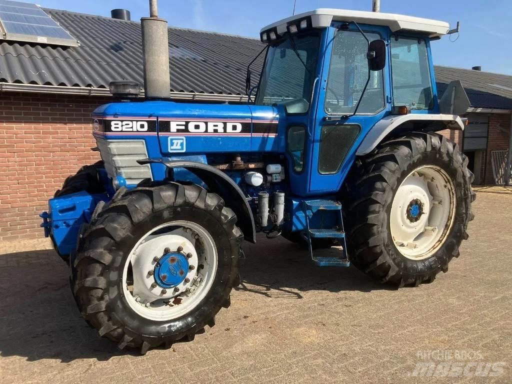 Ford 8210 gen 2 Traktorid
