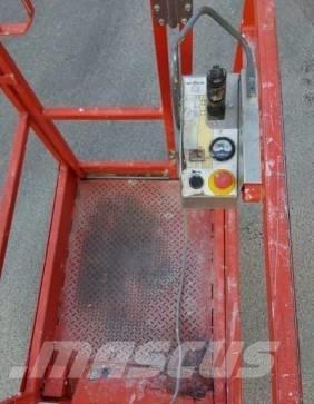 SkyJack SJ 12 Käärtõstukid
