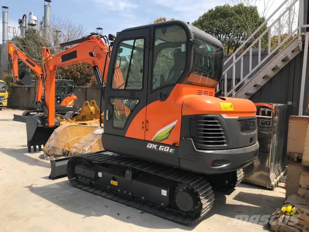 Doosan DX 60 Roomikekskavaatorid