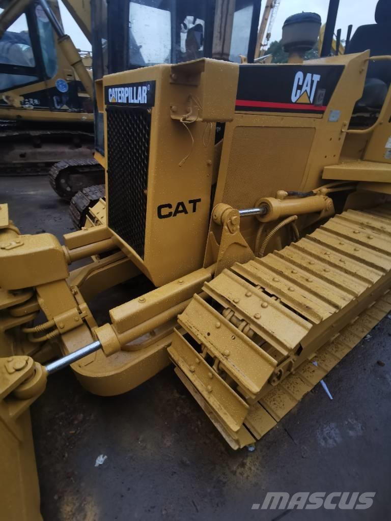 CAT D3C Buldooserid
