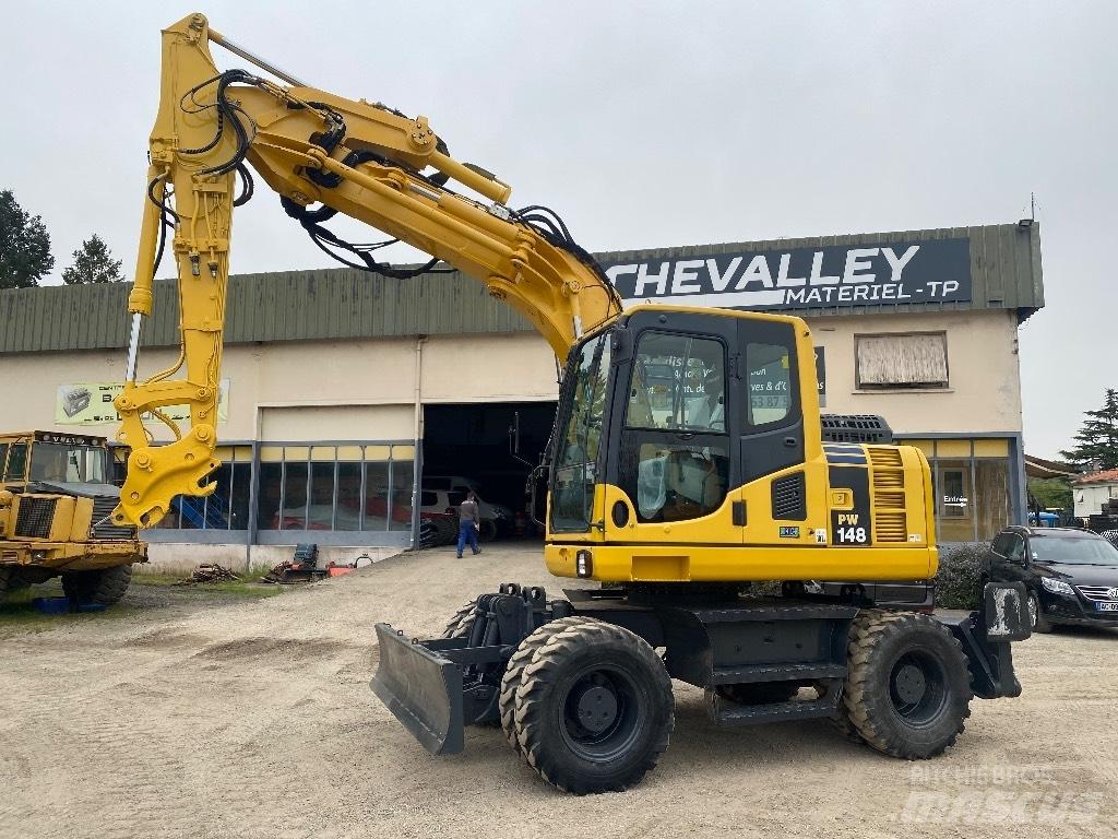 Komatsu PW 148-8 Ratasekskavaatorid