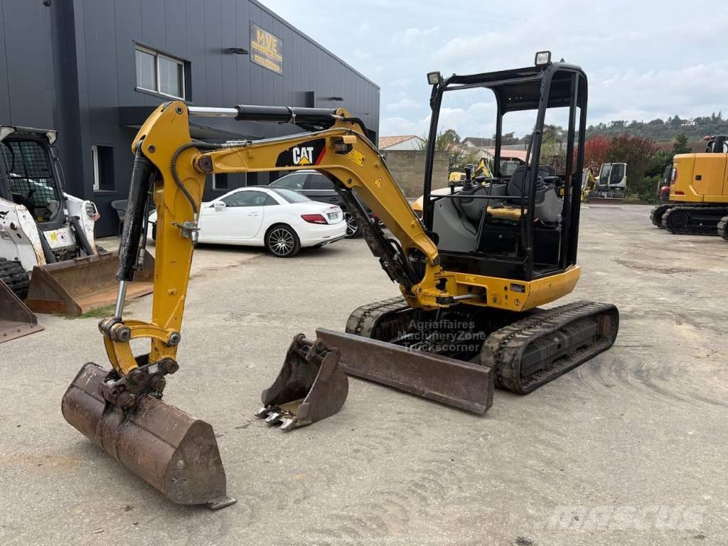 CAT 302.7 CR Miniekskavaatorid < 7 t