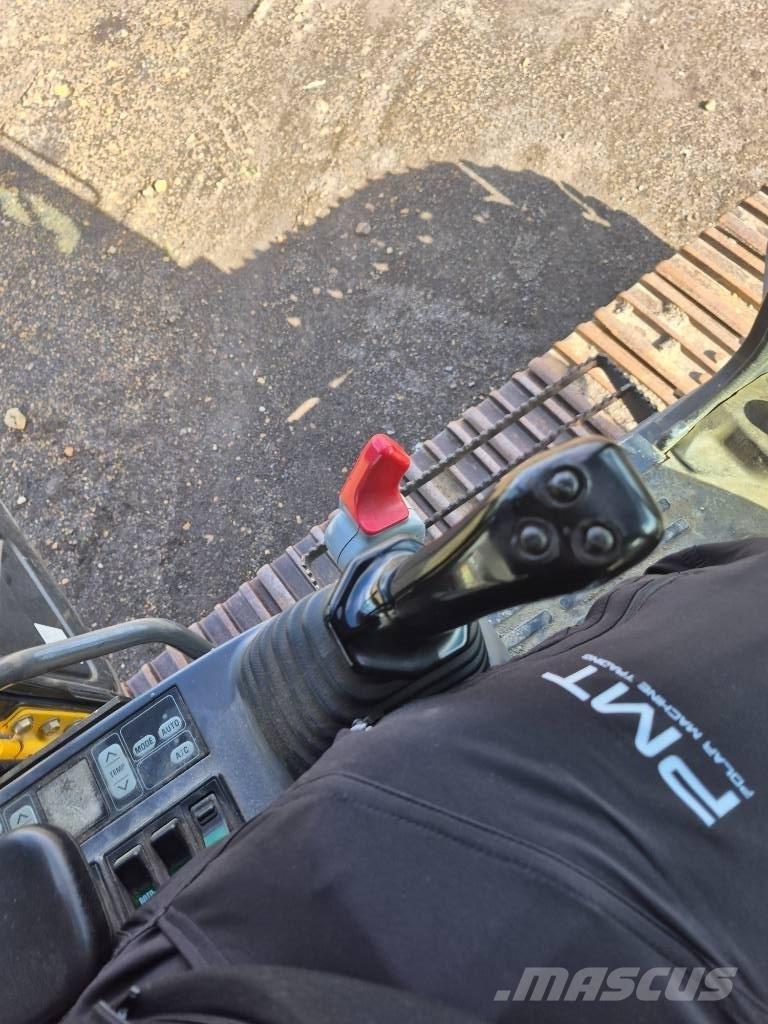 Komatsu PC 210 LC-7K Roomikekskavaatorid