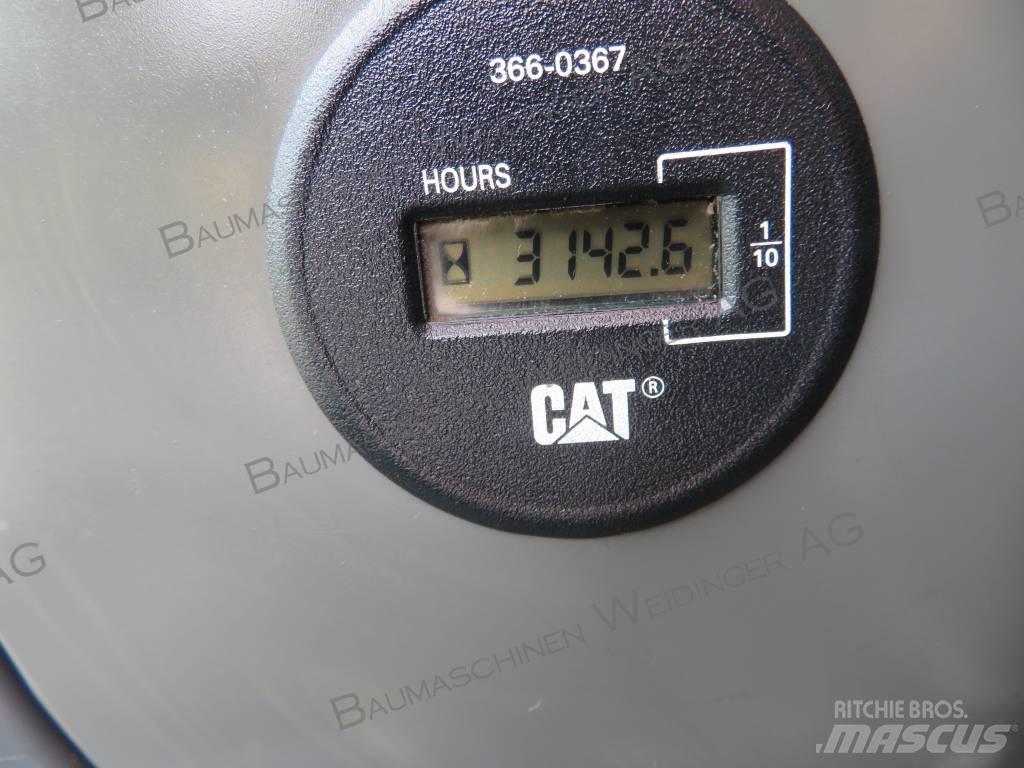 CAT 311 F LRR Roomikekskavaatorid