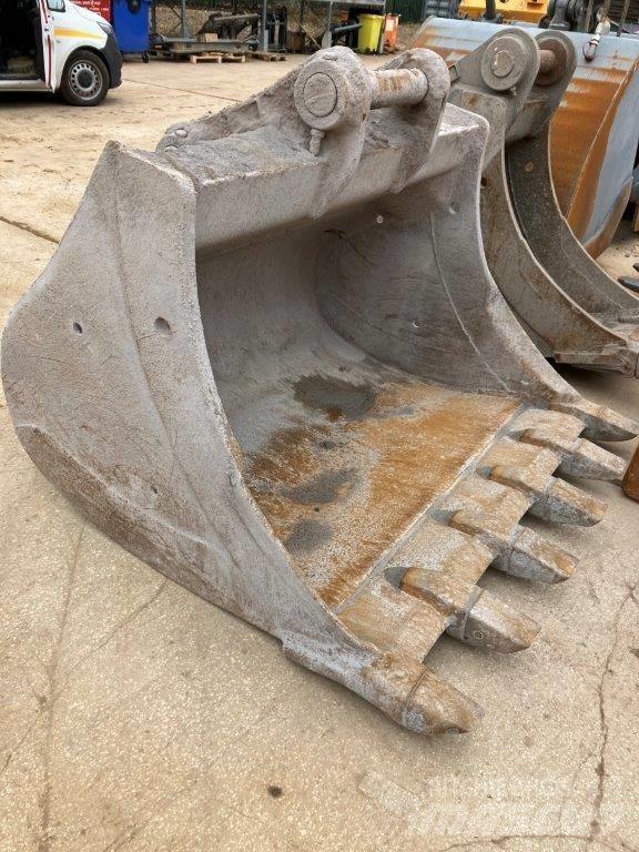 Liebherr R 934 Roomikekskavaatorid