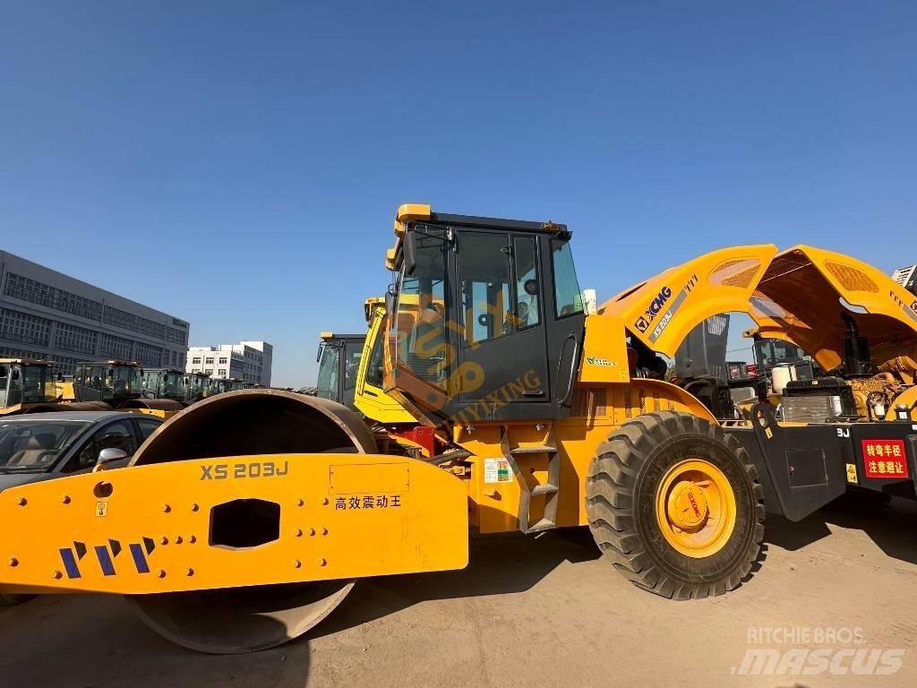 XCMG XS 203 J Ühe trumliga rullid