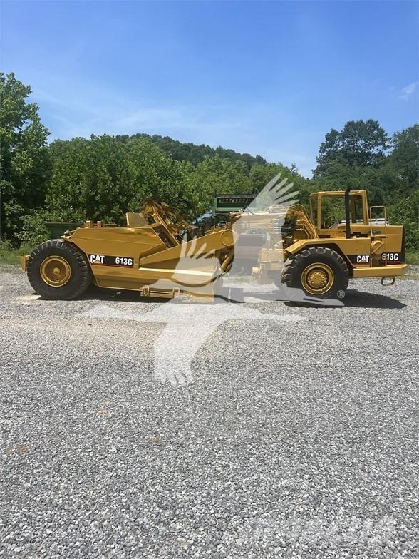 CAT 613C Kaabitsad