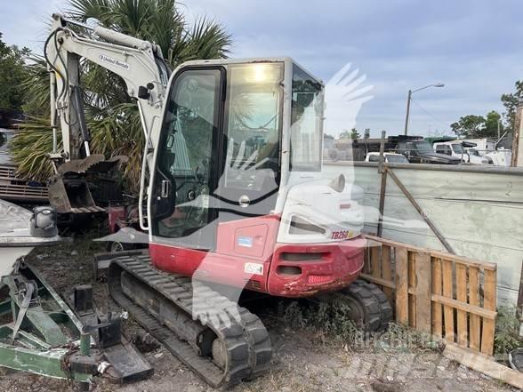 Takeuchi TB260 Roomikekskavaatorid
