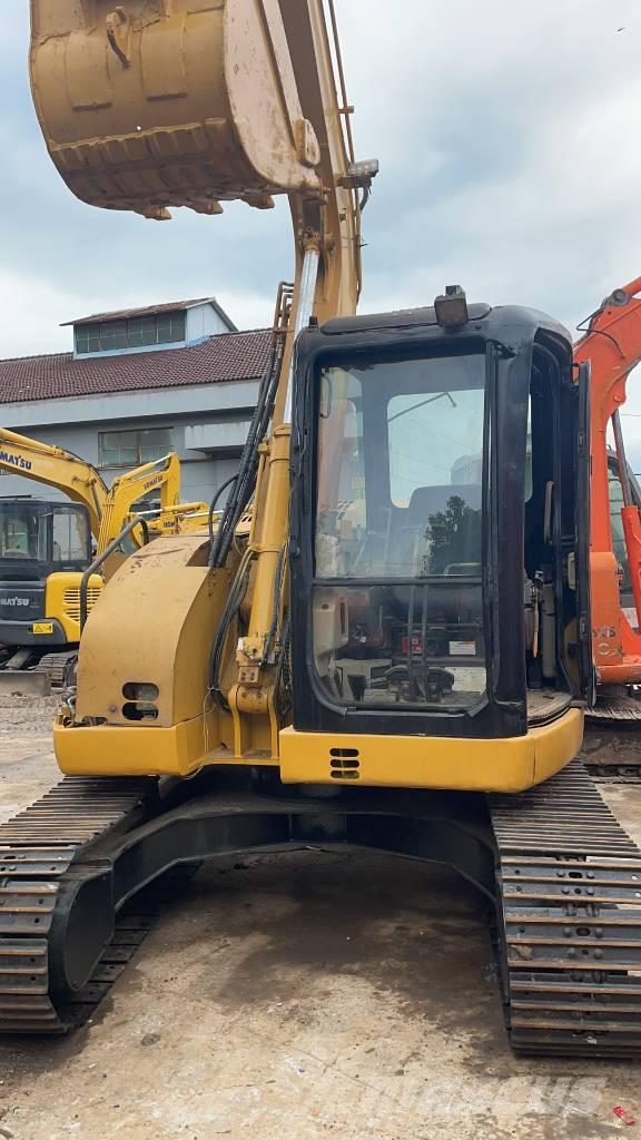 CAT 308C Väikeekskavaatorid 7t-12t