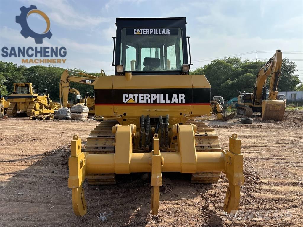 CAT D6G Buldooserid
