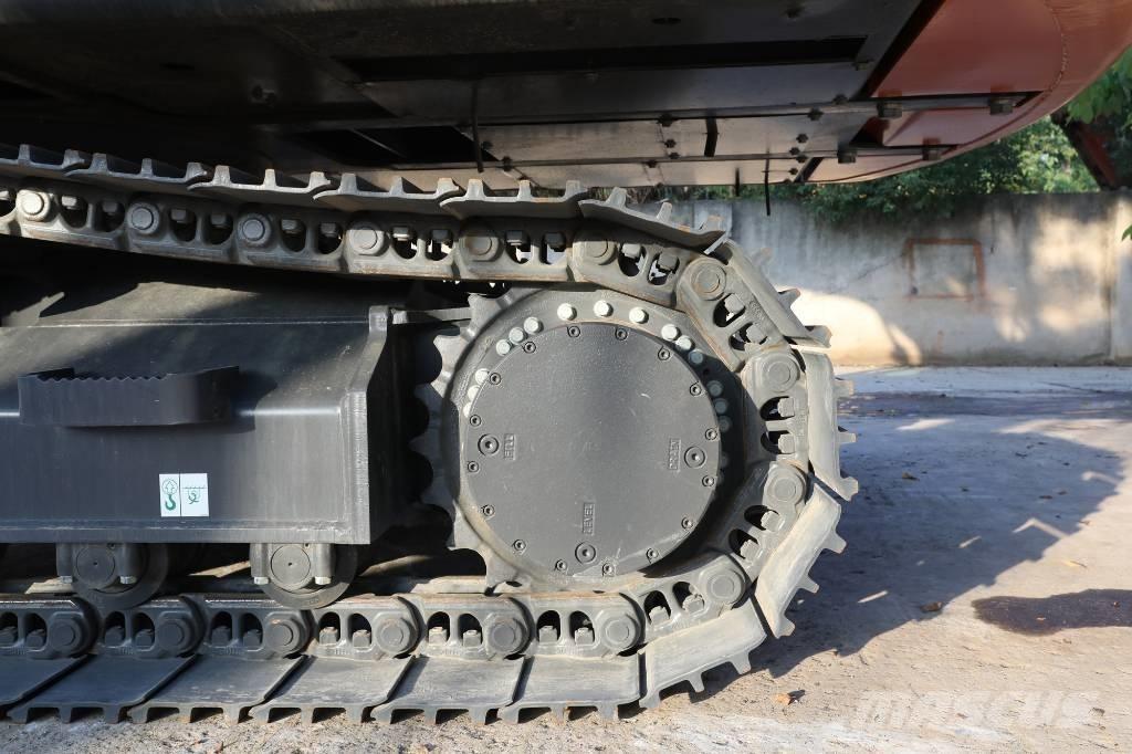 Develon DX 205 Väikeekskavaatorid 7t-12t