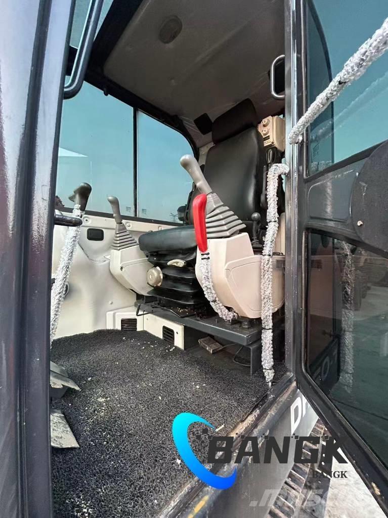 Kubota DH60-7-201 Roomikekskavaatorid