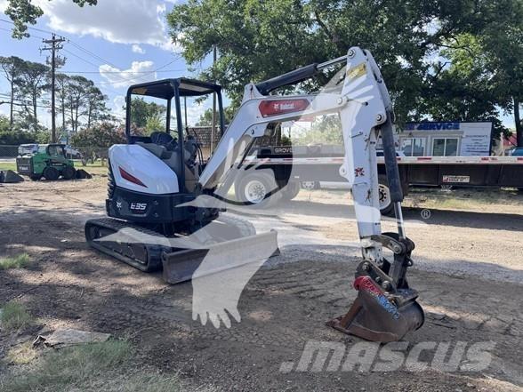 Bobcat E35i Miniekskavaatorid < 7 t