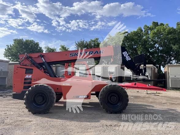 SkyTrak 8042 Teleskooplaadurid