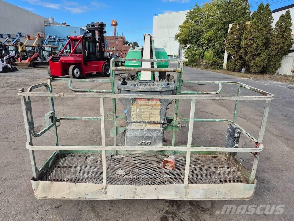 JLG 800 S Teleskoop poomtõstukid