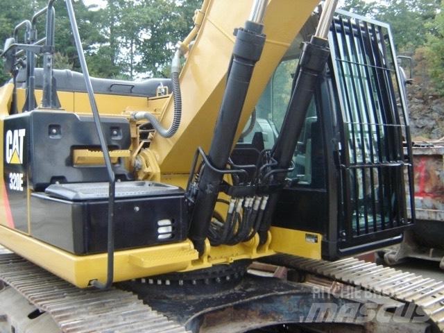 CAT 320 E Roomikekskavaatorid