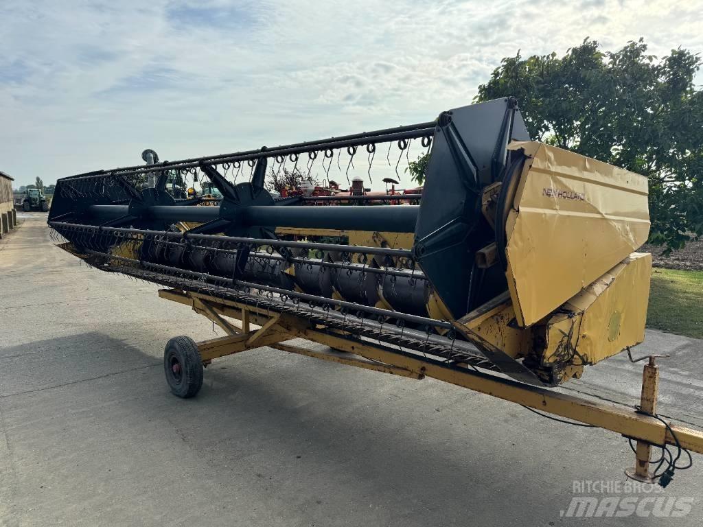 New Holland TX 36 Teraviljakombainid