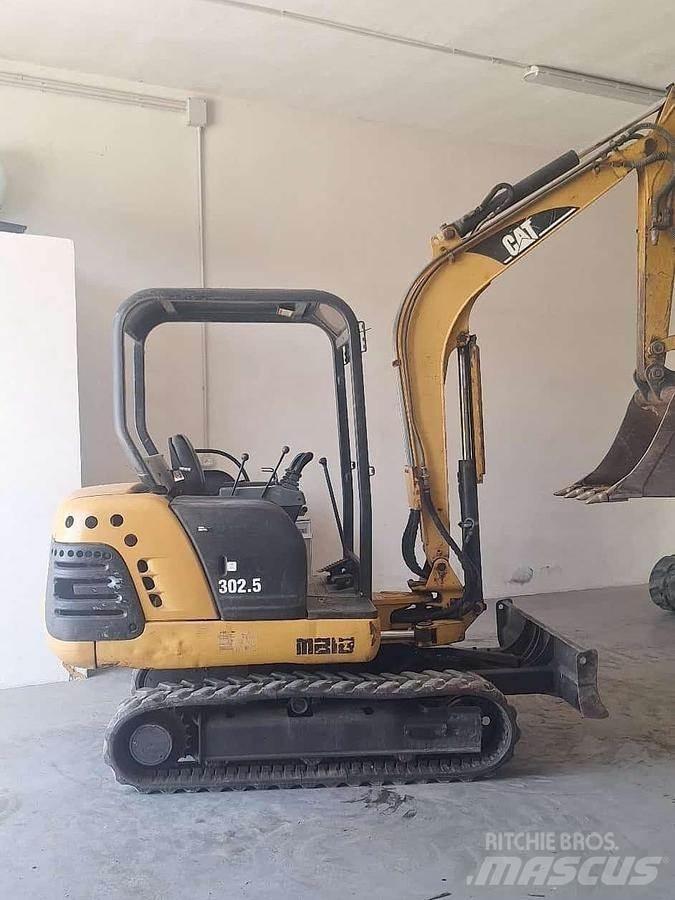 CAT 302.5 Miniekskavaatorid < 7 t