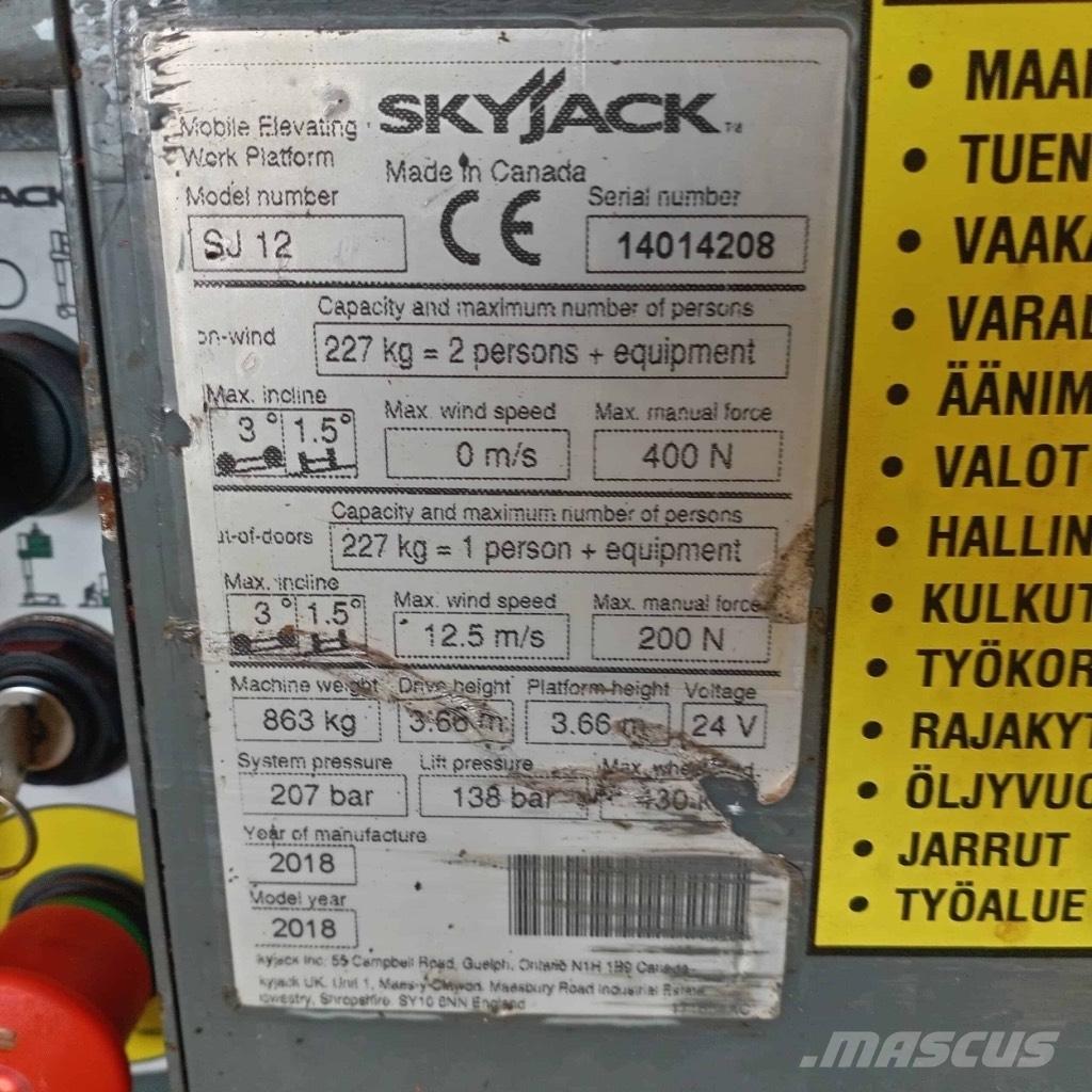 SkyJack SJ 12 Vertikaalsed mast tõstukid