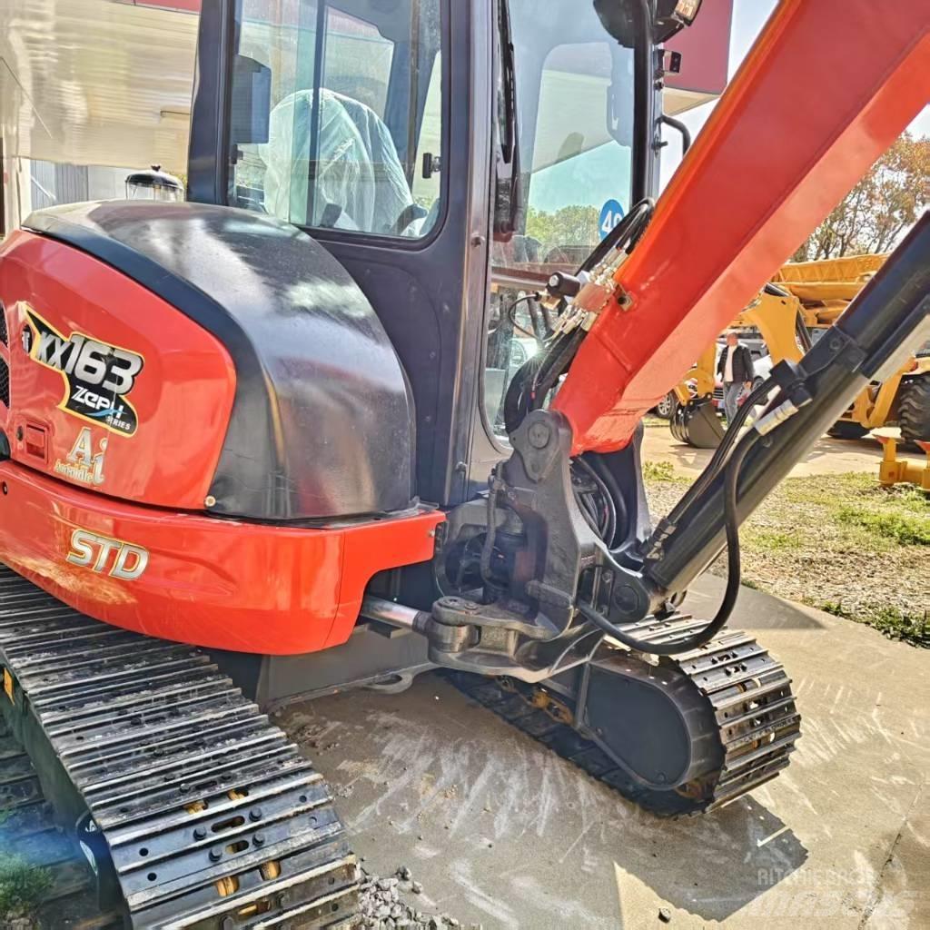Kubota KX 163 Roomikekskavaatorid