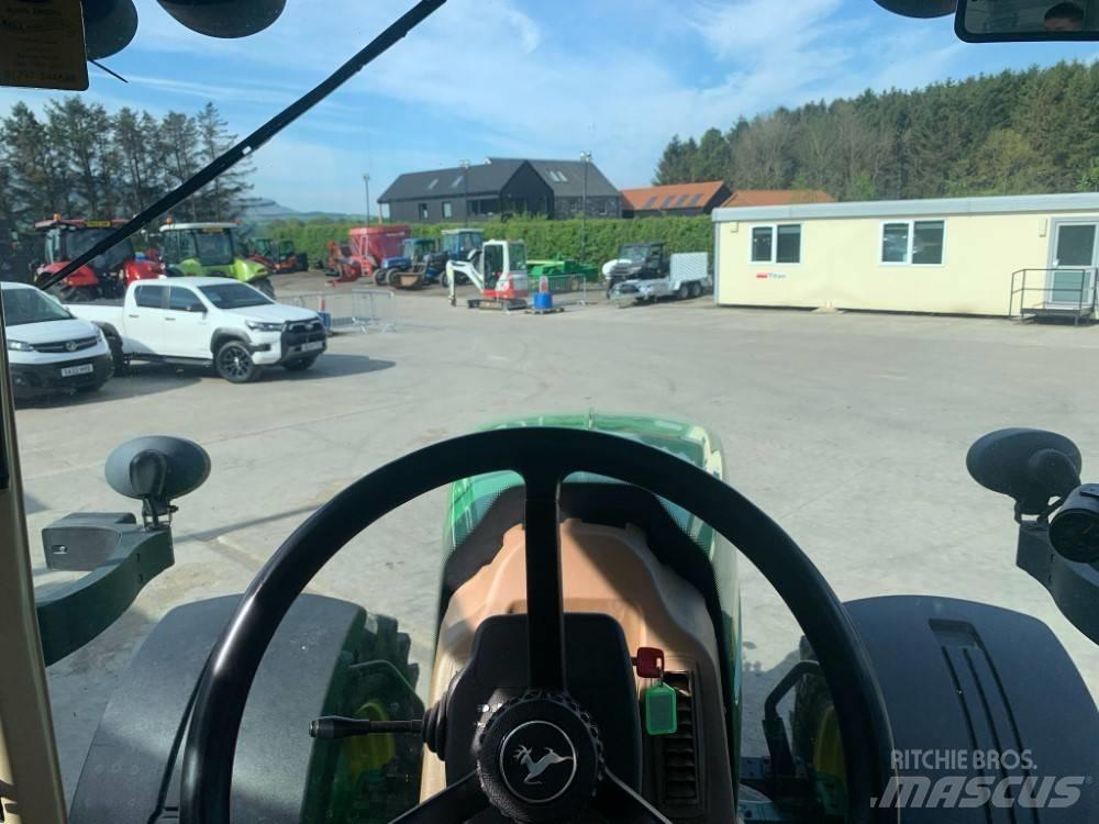 John Deere 7930 Traktorid