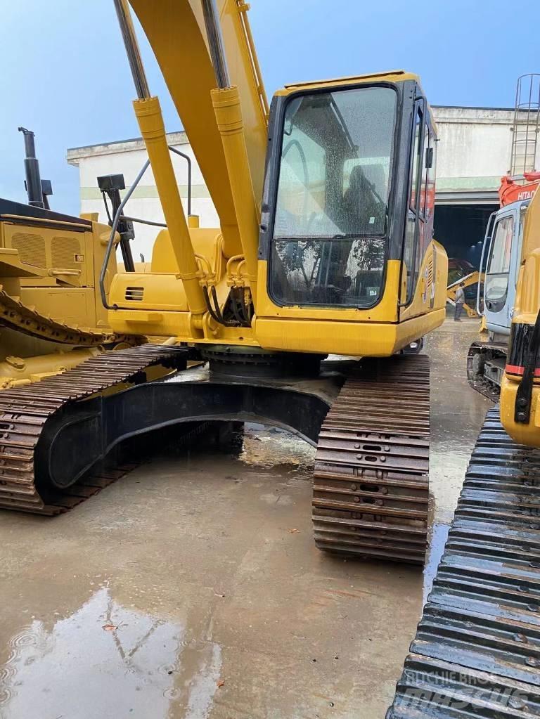 Komatsu PC 220-8 Roomikekskavaatorid