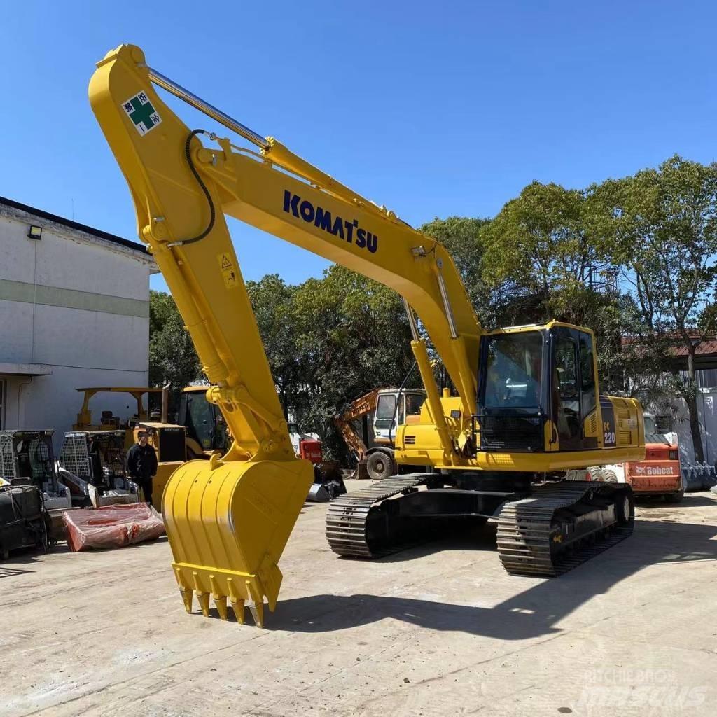 Komatsu PC 220 Roomikekskavaatorid