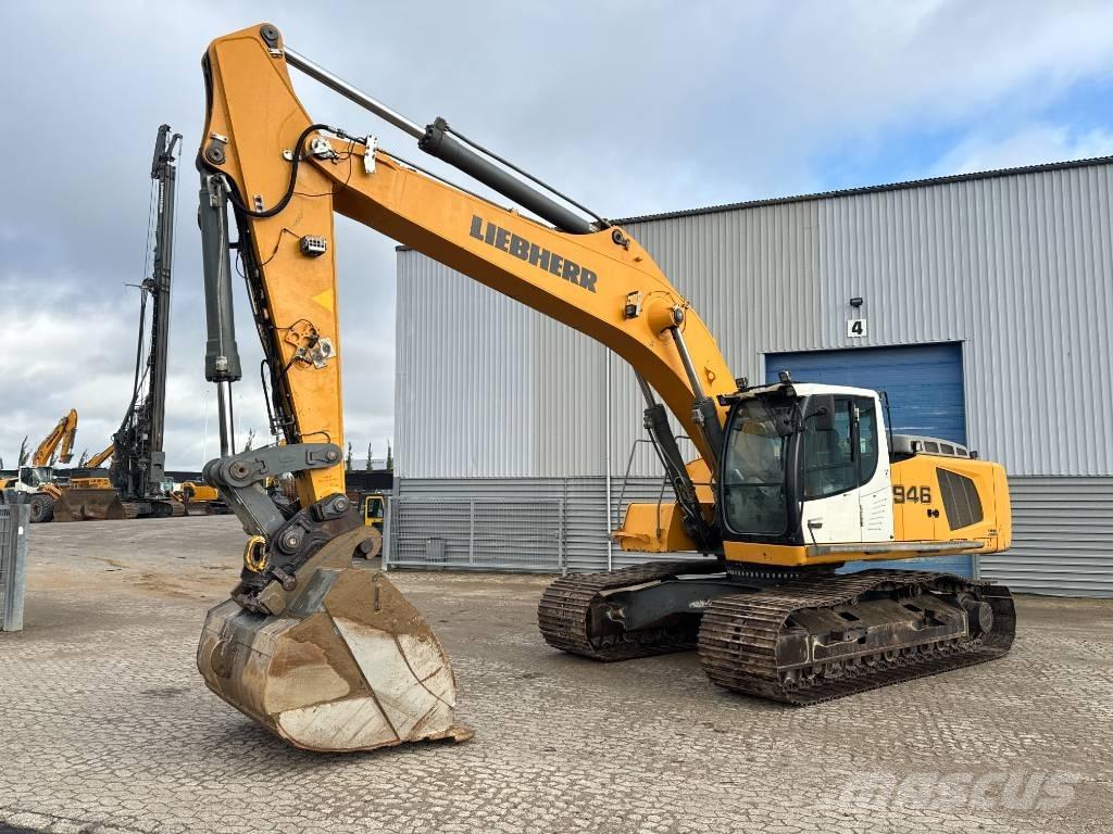 Liebherr R 946 Roomikekskavaatorid