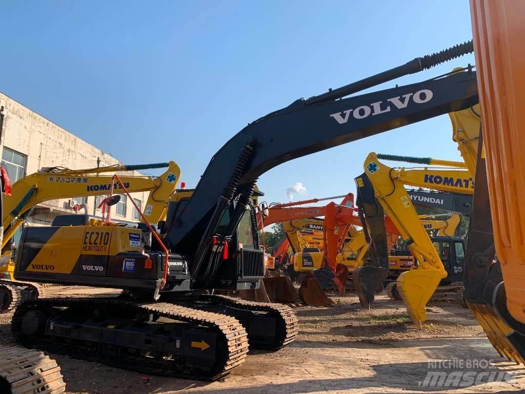 Volvo EC 210 Roomikekskavaatorid