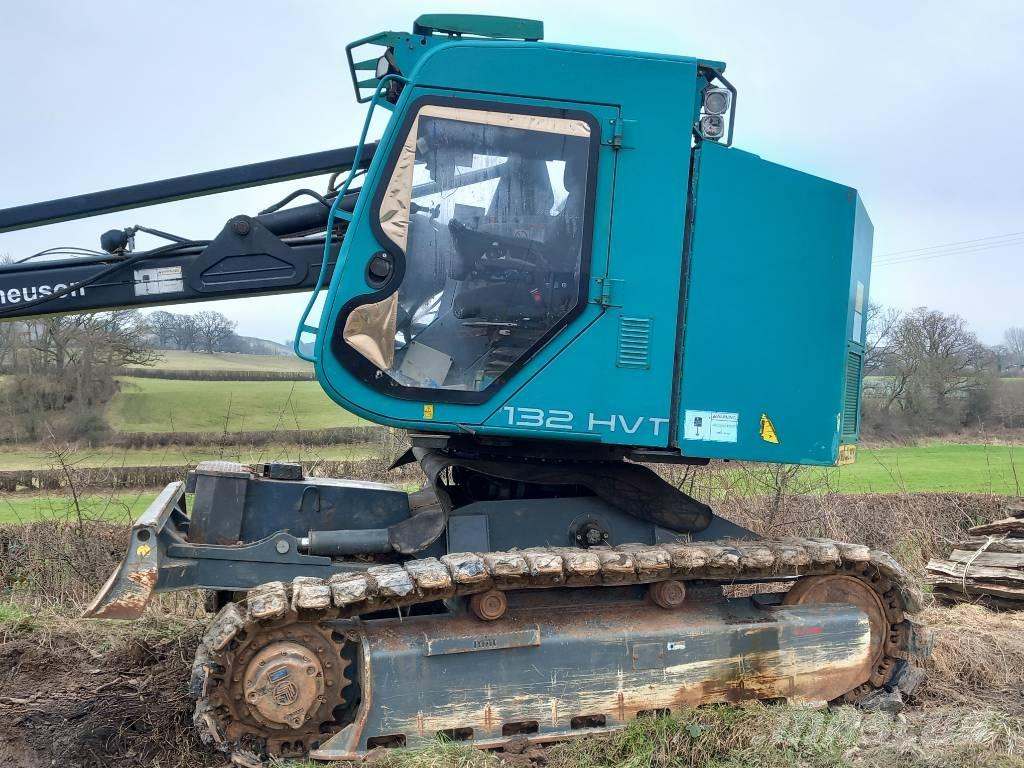 Neuson 132 HV T Harvesterid