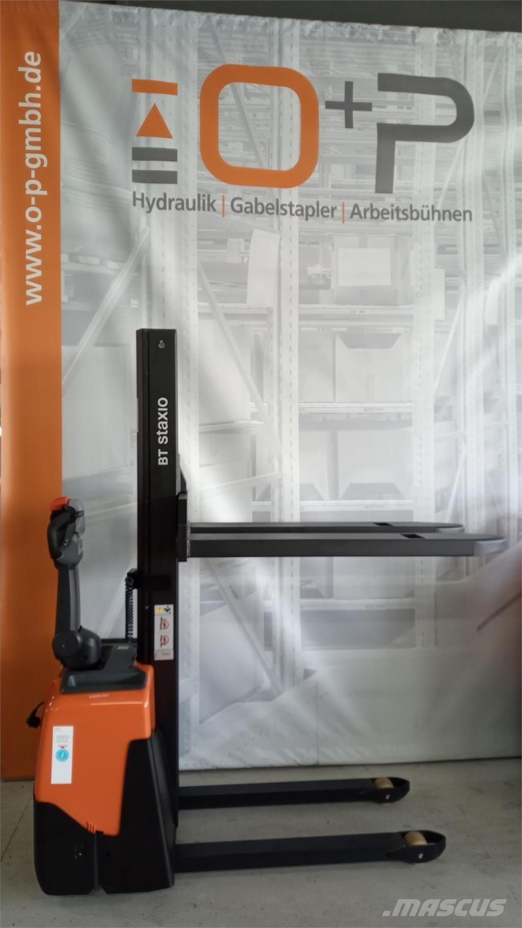 Toyota HWE100 Platvormiga virnastajad