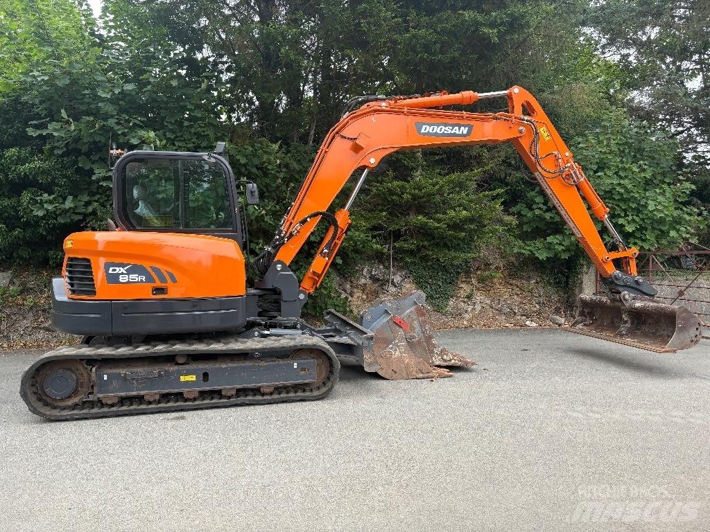 Doosan DX 85 R Väikeekskavaatorid 7t-12t