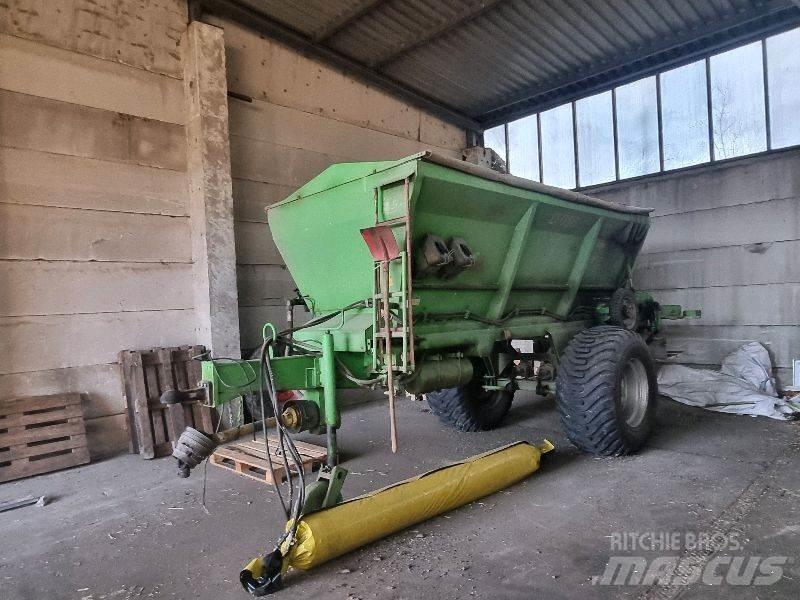  GÜSTROWER D056 Mineraalväetise laoturid