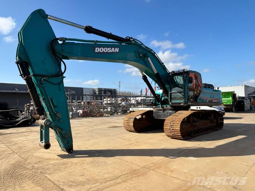 Doosan DX 480 LC Roomikekskavaatorid