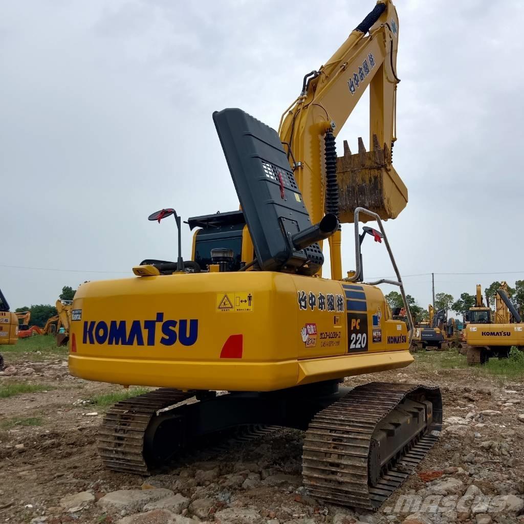 Komatsu PC 220 LC-8 Roomikekskavaatorid