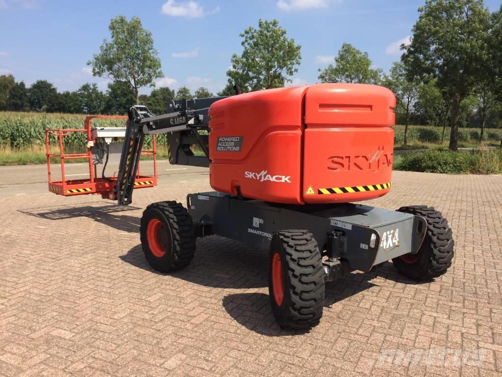 Genie Z 45/25 J Iseliikuvad poomtõstukid