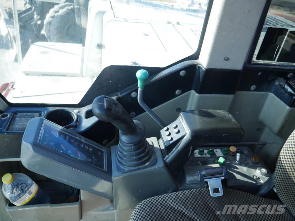 Takeuchi TB 1140 Roomikekskavaatorid