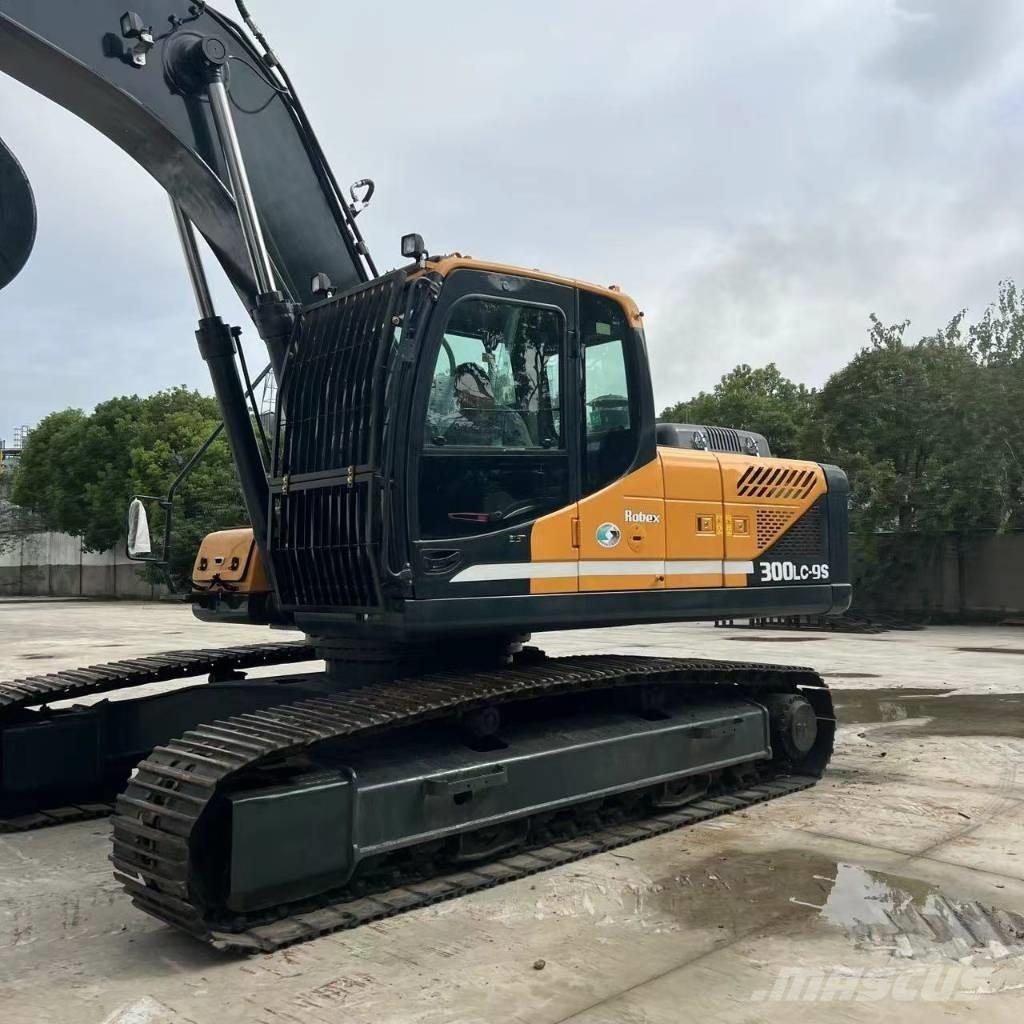 Hyundai R300LC-9S Roomikekskavaatorid