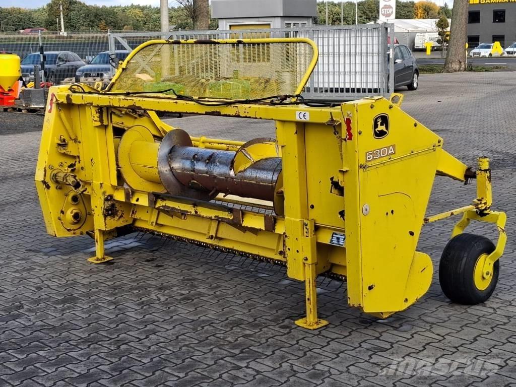 John Deere 630 A Silokombainid