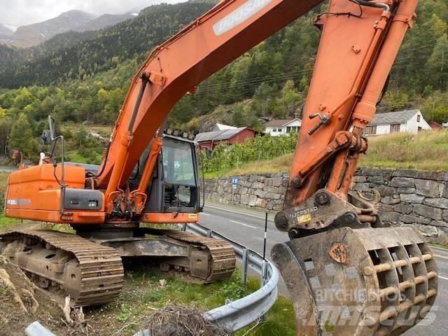 Doosan DX 225 LC-3 Roomikekskavaatorid