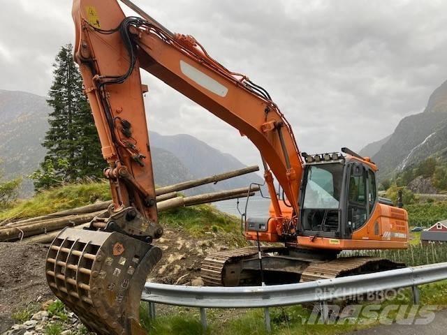 Doosan DX 225 LC-3 Roomikekskavaatorid