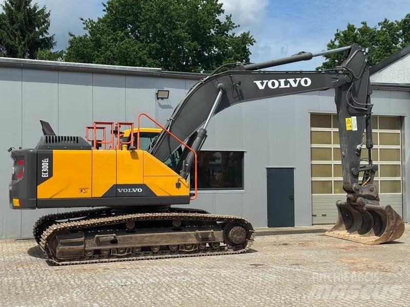 Volvo EC 300 EL Roomikekskavaatorid