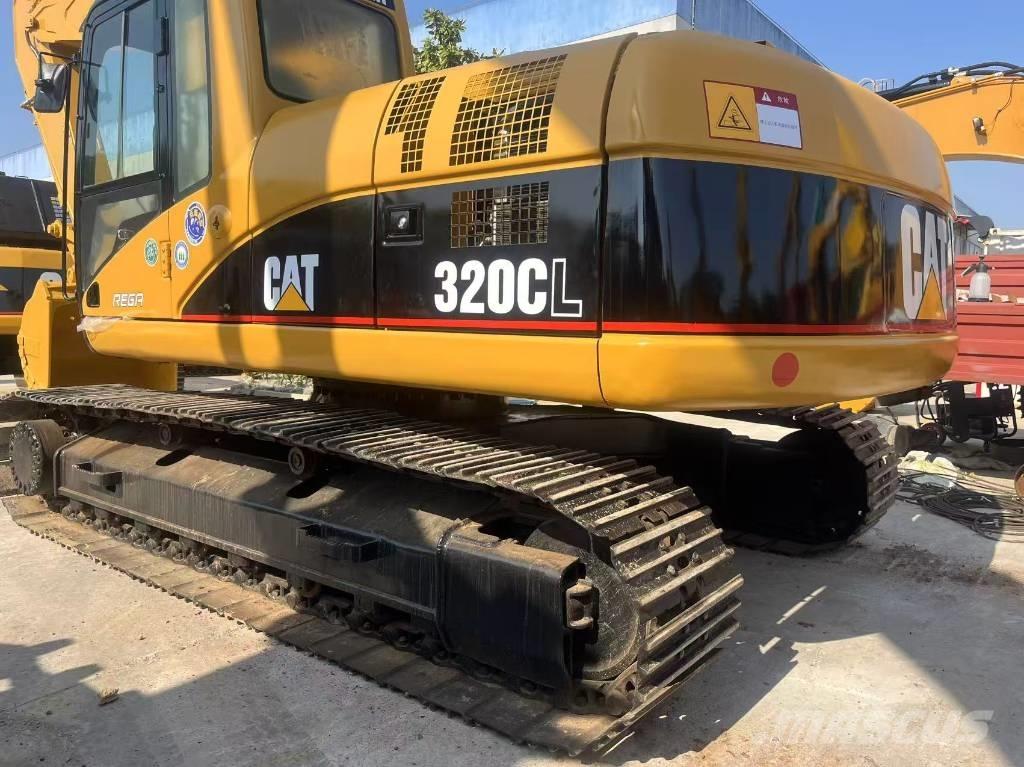 CAT 320 C L Roomikekskavaatorid