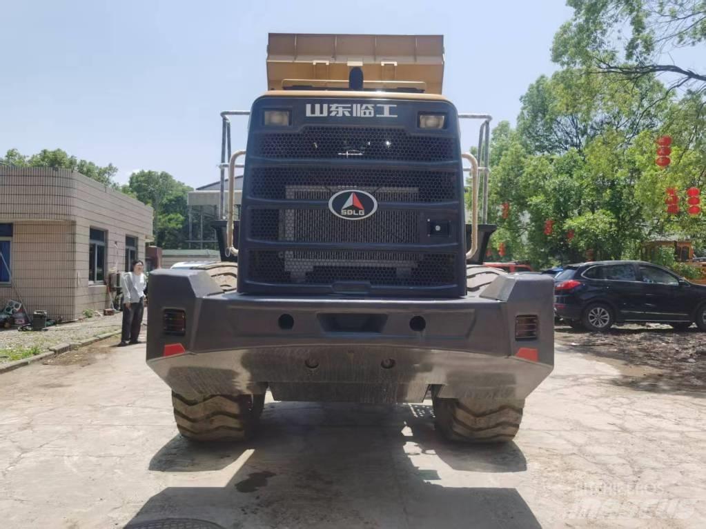 SDLG 958F Rataslaadurid