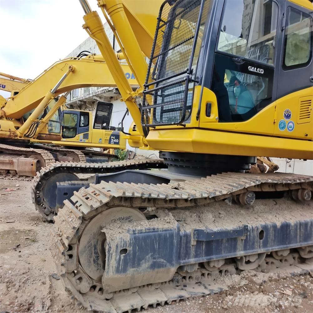 Komatsu PC400 Roomikekskavaatorid