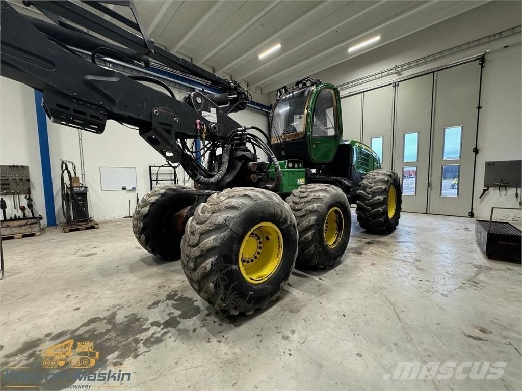 John Deere 1470E Harvesterid