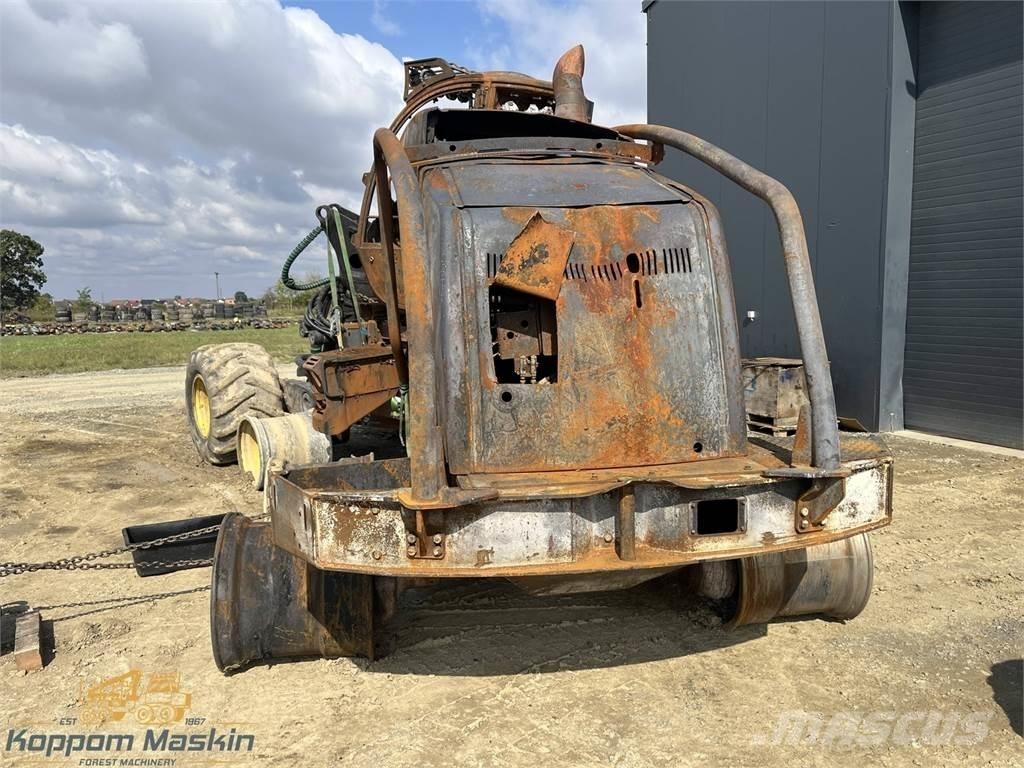 John Deere 1270E Harvesterid