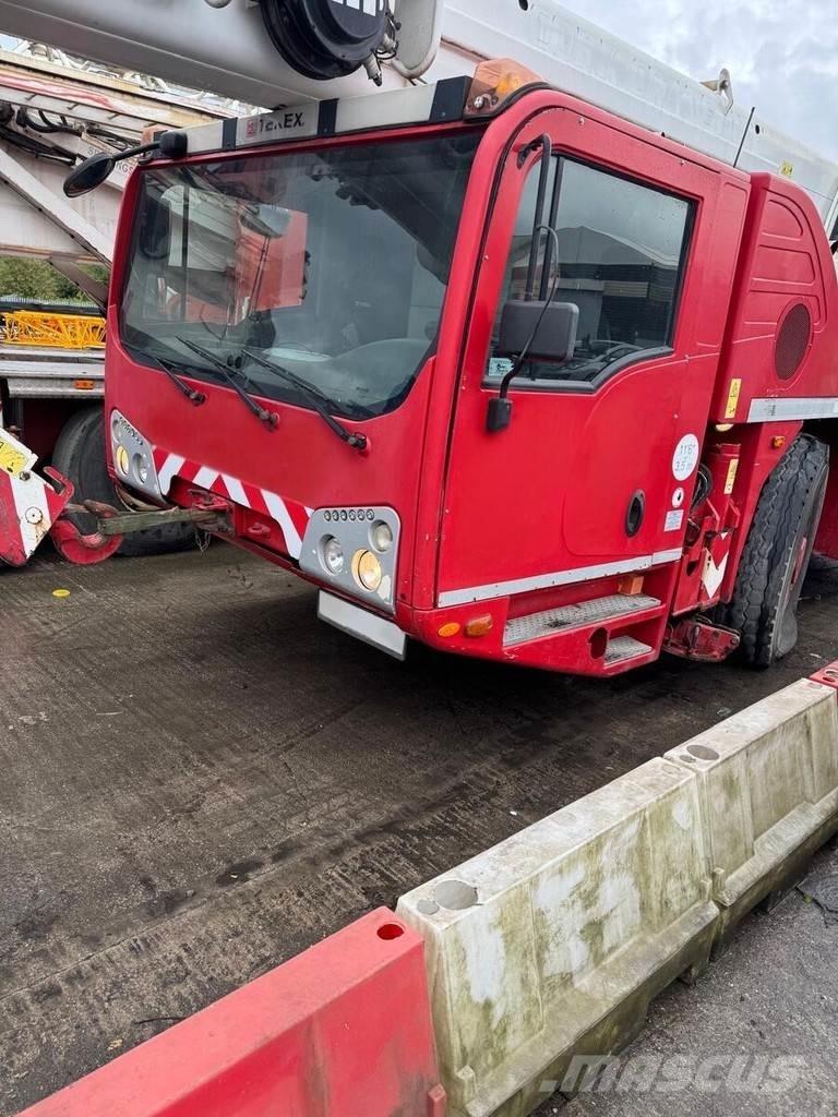 Terex AC40 Maastikutõstukid